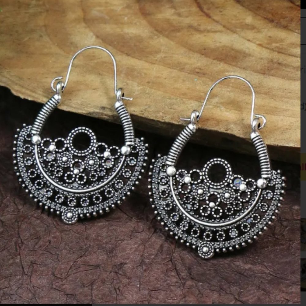 NWOT 2/$25 Beautiful Boho Filagree Bali Style Hoop Earrings Pretty Ornate  HOT